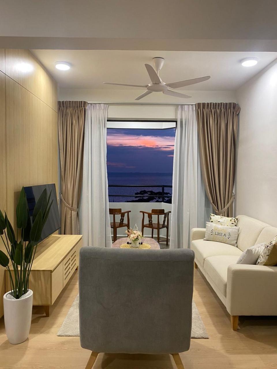 Pantai Puteri Melaka - Seaview 2 Bedroom Tanjung Kling 외부 사진